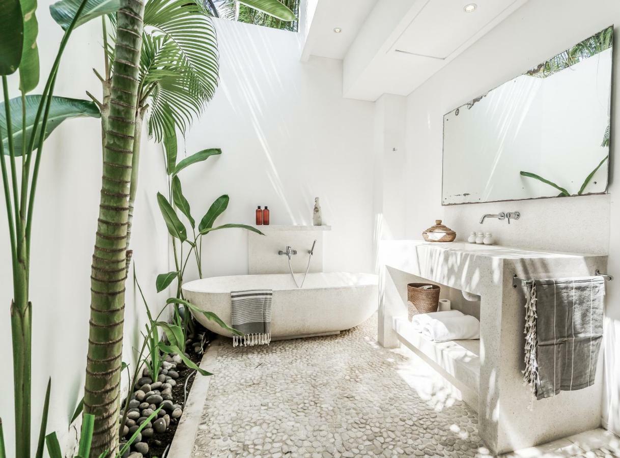 Pantai Hitam Villa Selemadeg Екстериор снимка